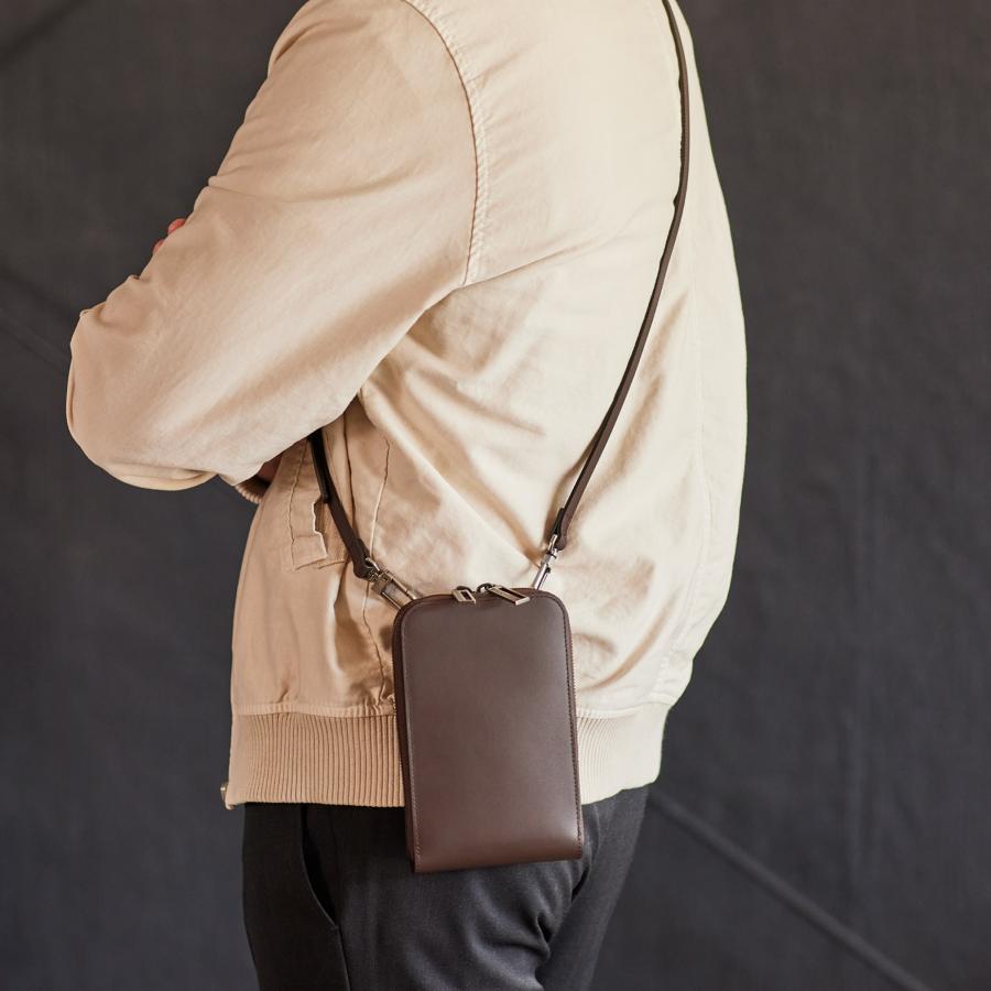 COCOMEISTER 【ココマイスター】 シティライト・スマホジップ