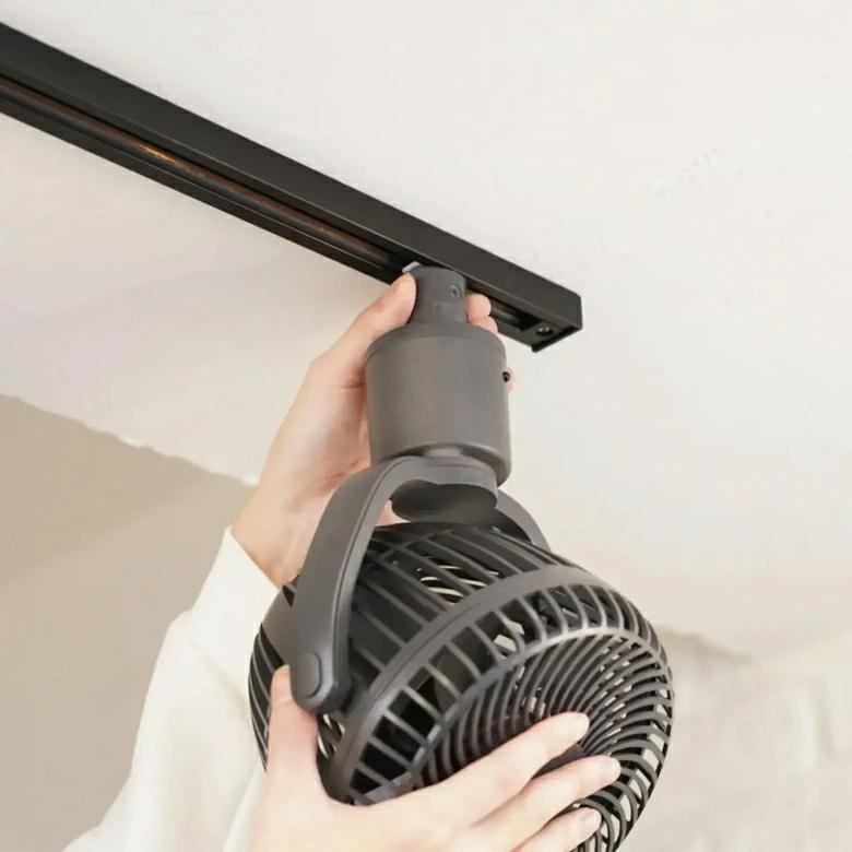 スワン電器 ダクトレールファン 美品UZUKAZE 快適送風×簡単取付＞ ダクトレール専用小型ファン「UZUKAZE