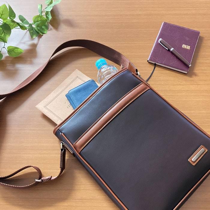 ショルダーバッグ メンズ カジュアルバッグ メンズ A4ファイル 縦 縦型 薄マチ 黒 チョコ CRADLE RIVER |  | 02