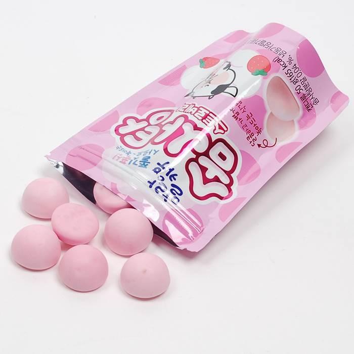 マランカウ わたあめ ストロベリー味 韓国 キャンディ イチゴ味 マルランカウ ふわふわ 不思議な歯ごたえのチューイングキャンディ 1袋 ロッテ Komama 16 ココノコ 通販 Yahoo ショッピング