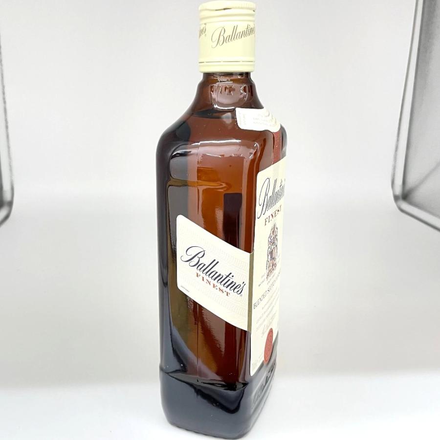 バランタイン ウイスキー ファイネスト 旧ラベル 推定〜2013年ごろ流通 FINEST ブレンデッド スコッチ 700ml 40% 洋酒 古酒 未開栓 |  | 04