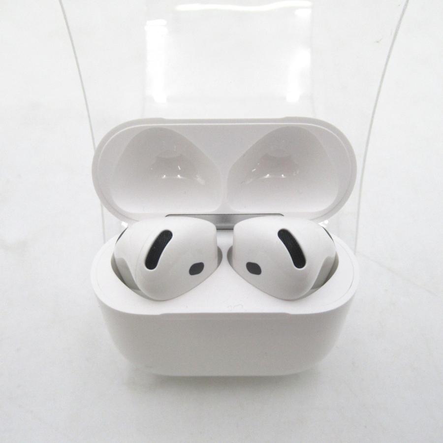 Apple AirPods エアポッズ ホワイト MXP63J/A ワイヤレスイヤホン  