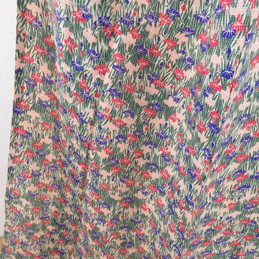 小紋 アンティーク 絽 夏用 菖蒲文様 ベージュ色 単衣 広衿 正絹 レトロ 昔着物 身丈153cm |  | 01