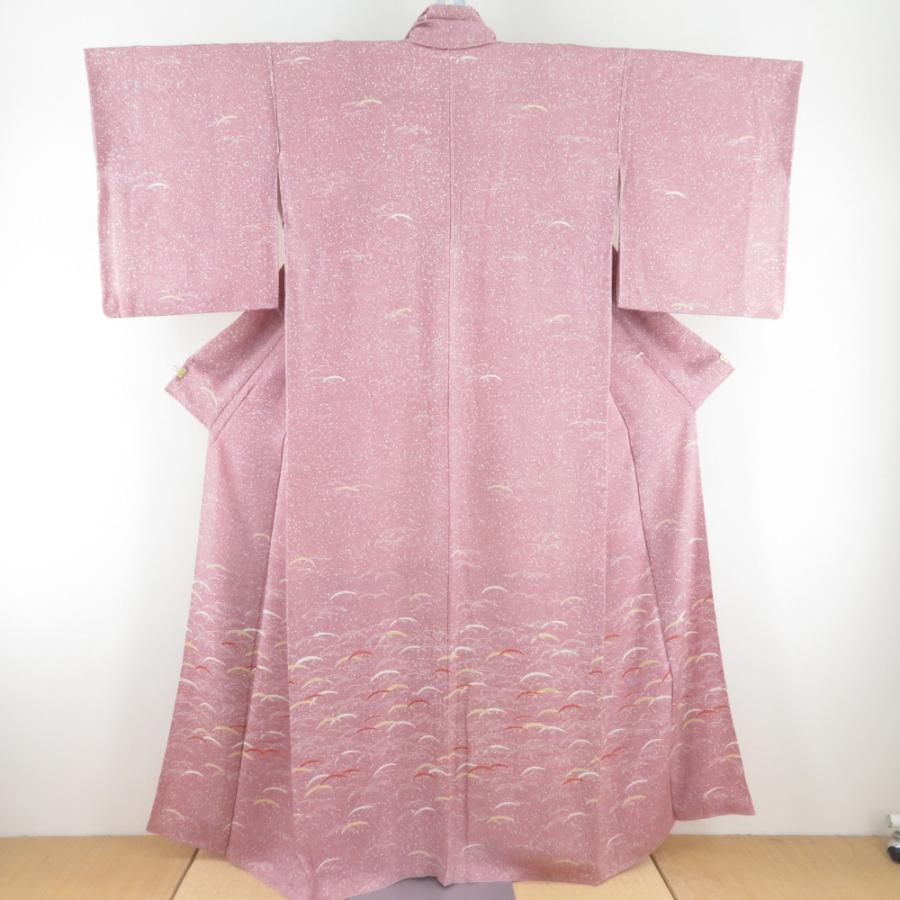 付下げ小紋 たたきに芝草文様 袷 広衿 桃色 正絹 仕立て上がり 紋なし カジュアル着物 身丈154cm | 