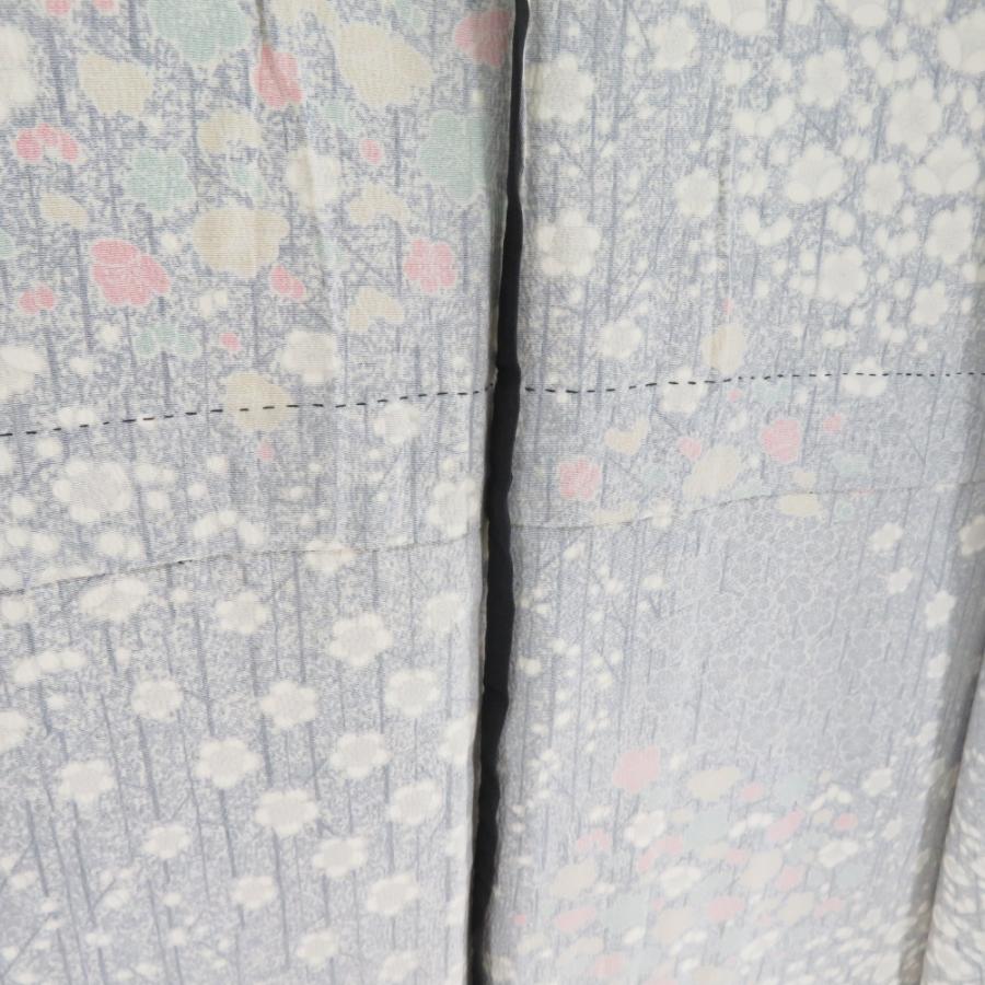 小紋 たたき染めに梅文様 単衣 広衿 白色 黒色 正絹 仕立て上がり カジュアル着物 身丈159cm |  | 04