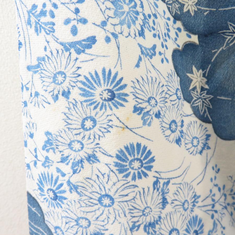小紋 雲取りに菊文様 単衣 広衿 白色 青色 正絹 仕立て上がり カジュアル着物 身丈161cm |  | 02