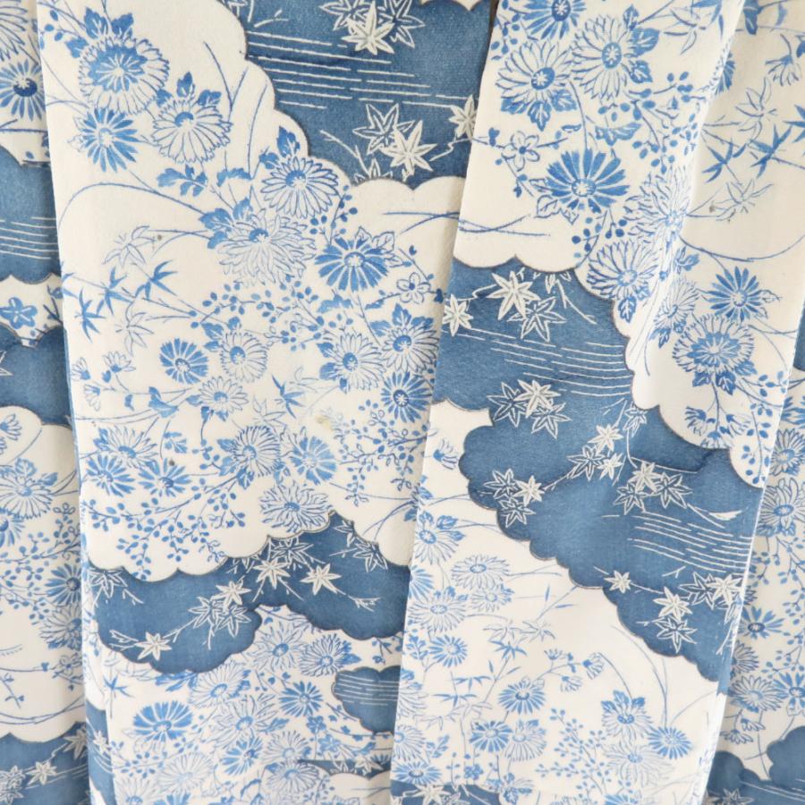 小紋 雲取りに菊文様 単衣 広衿 白色 青色 正絹 仕立て上がり カジュアル着物 身丈161cm |  | 09