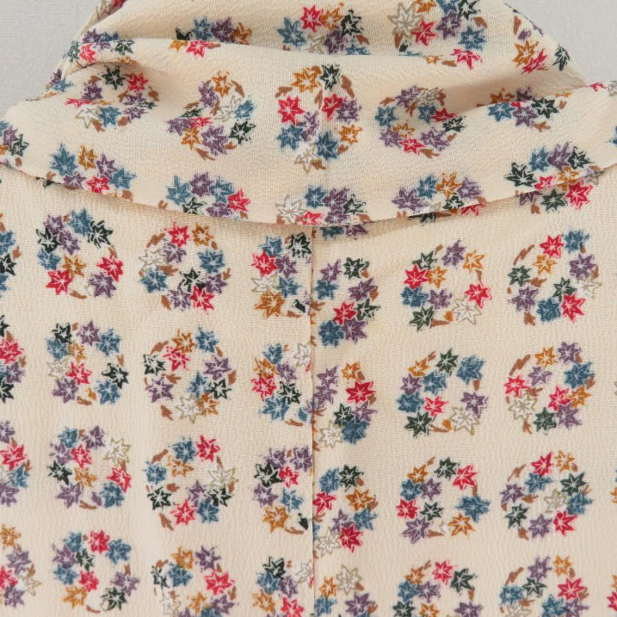 小紋 丸に紅葉文様 袷 広衿 ベージュ色 正絹 仕立て上がり カジュアル着物 身丈157cm |  | 04