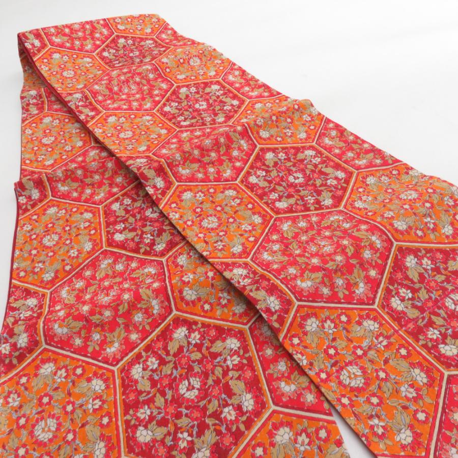 袋帯 亀甲に更紗文様 絹 全通柄 橙色 カジュアル 未仕立て品 着物帯 長さ420cm |  | 01
