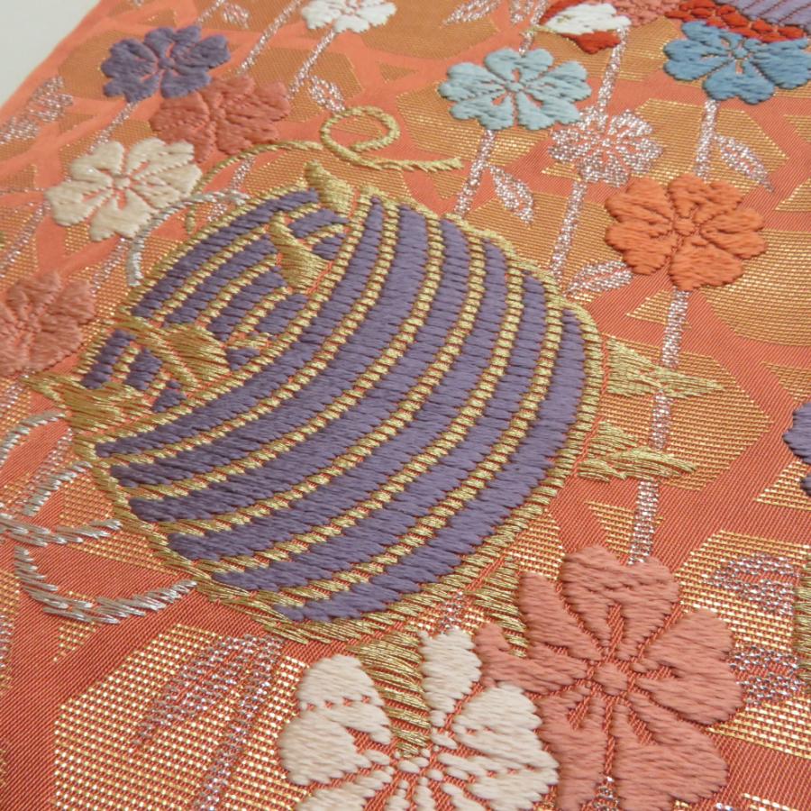 袋帯 振袖用 桜に鳳凰文様 桃橙色 金糸 唐織 六通柄 正絹 仕立て上がり 着物帯 長さ424cm |  | 07