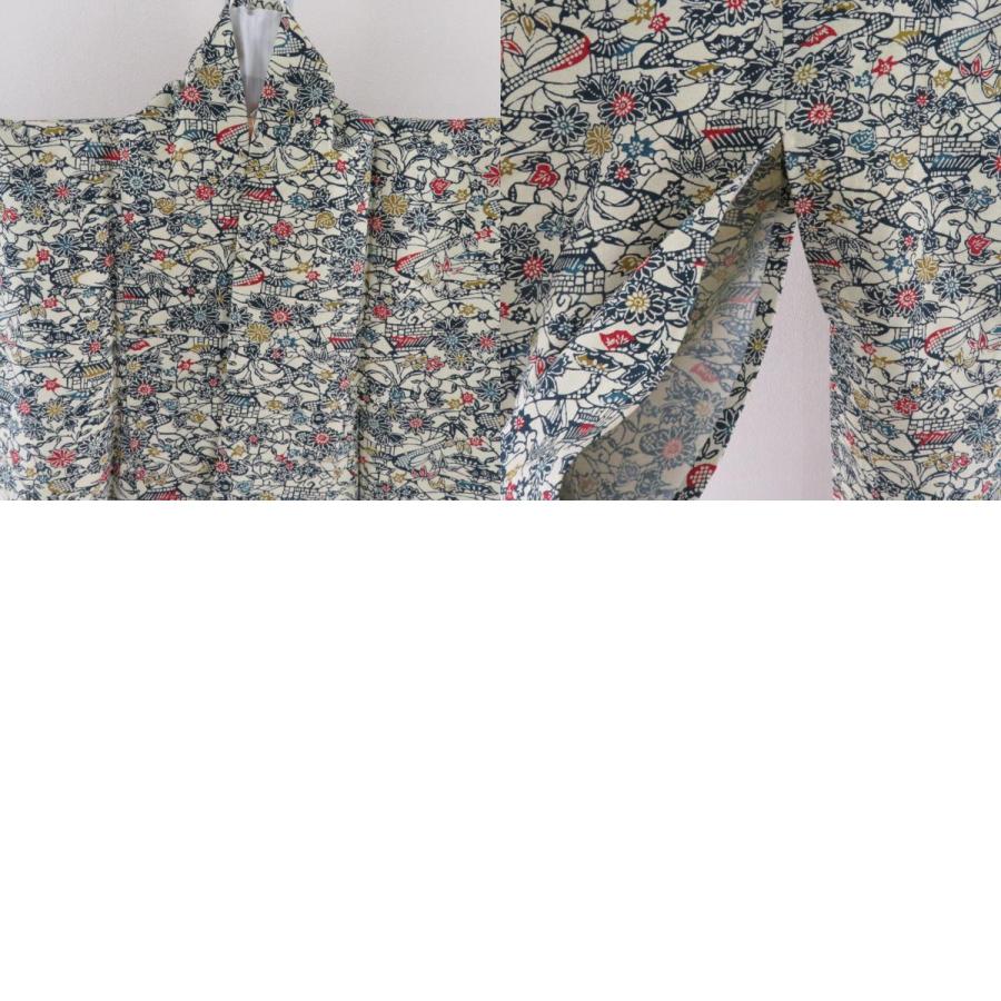 小紋 紬地 型染め 花に家屋文様 単衣 広衿 薄黄色 正絹 仕立て上がり カジュアル着物 身丈152cm |  | 09