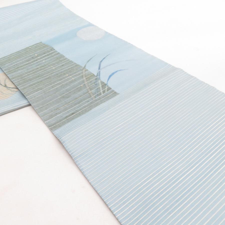 袋帯 絲藝苑 上島洋山 すくい織 能州紬 夏用 満月とススキ文様 水色 金糸 銀糸 お太鼓柄 正絹 着物用 長さ464cm |  | 02