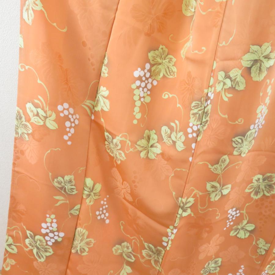 小紋 葡萄唐草文様 袷 広衿 橙色 正絹 仕立て上がり カジュアル着物 身丈159cm |  | 01