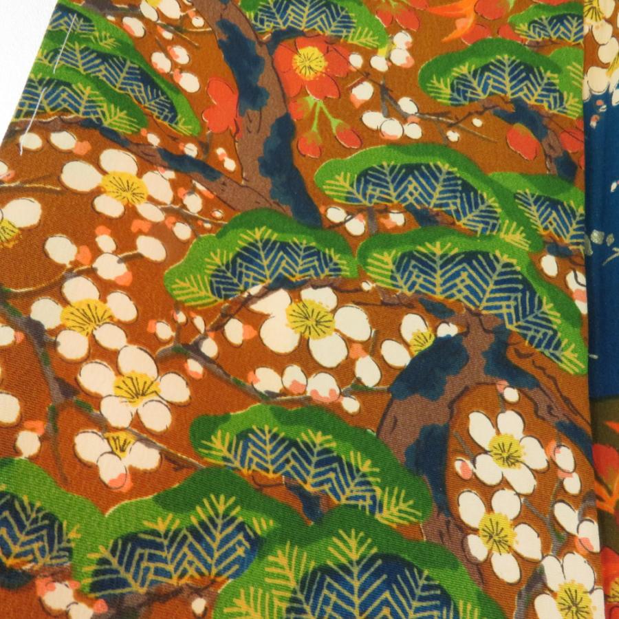 小紋 松に梅文様 袷 広衿 茶色 正絹 仕立て上がり カジュアル着物 身丈159cm |  | 02