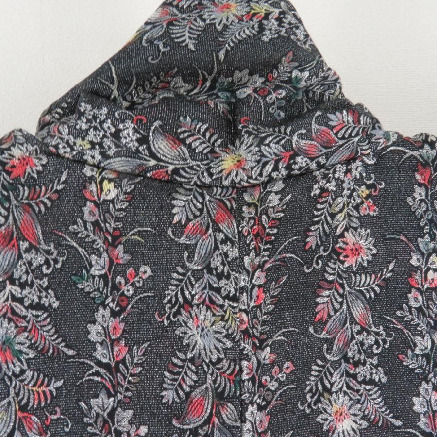 アンティーク 御召 草花柄 黒色 銀糸 袷 広衿 正絹 昭和レトロ 紋なし 昔着物 身丈167cm |  | 06