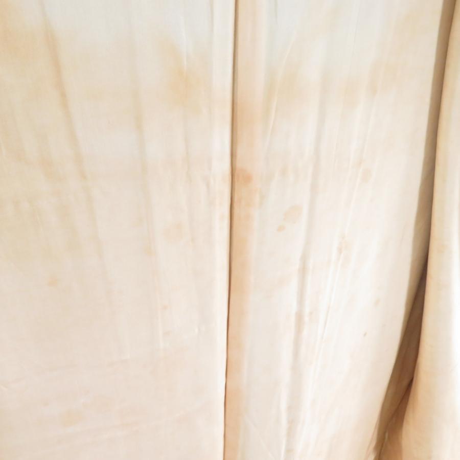 アンティーク 御召 草花柄 黒色 銀糸 袷 広衿 正絹 昭和レトロ 紋なし 昔着物 身丈167cm |  | 08