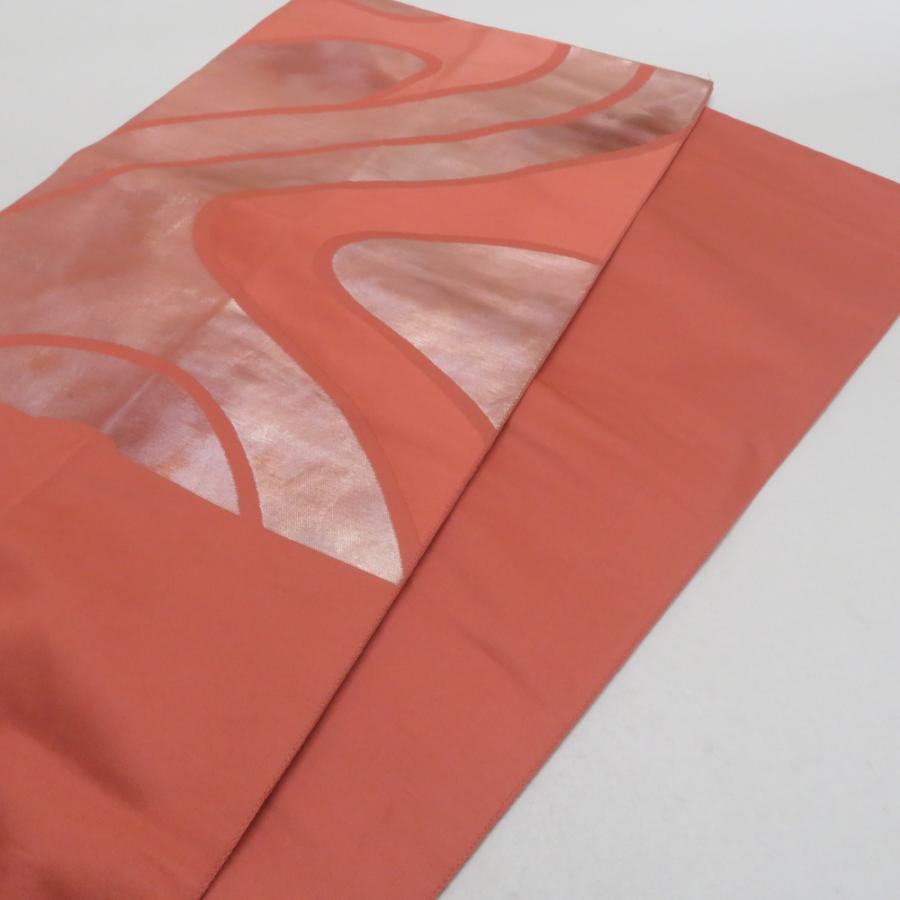 袋帯 流水文 茶橙色 箔糸 正絹 六通柄 仕立て上がり 着物帯 長さ432cm |  | 03