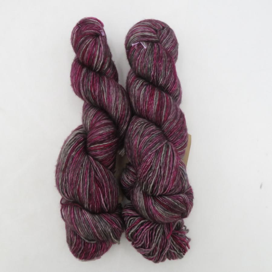 毛糸 MADELINETOSH マデリントッシュ tosh merino light 2カセ Black
