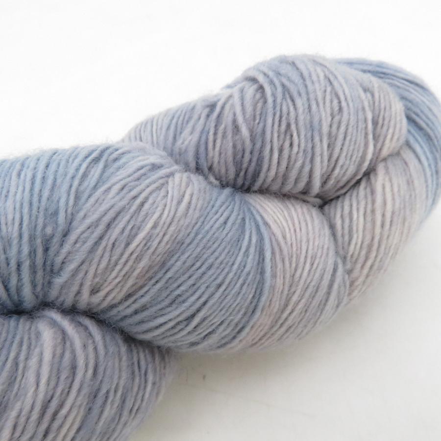 毛糸 malabrigo Lace マラブリゴ レース 4カセ 色番9(Polar Morn)  1カセ50g 約470ヤード 海外毛糸 パープル・ブルー系 未使用品【中古】 |  | 01