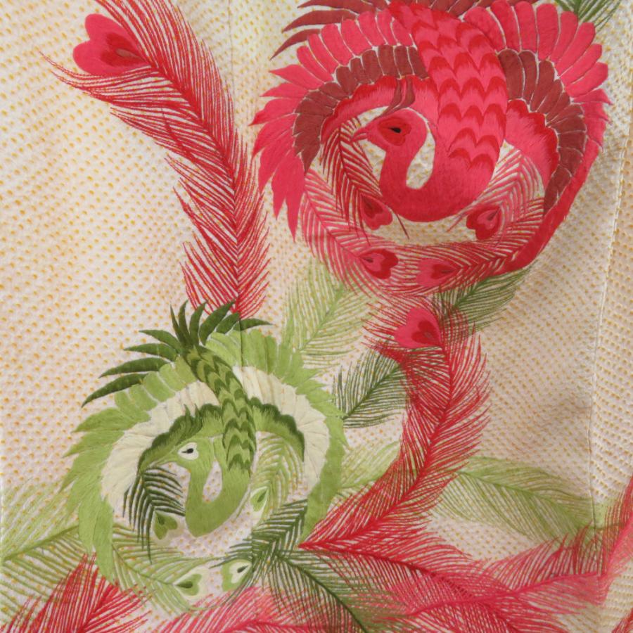 振袖 二尺袖 総絞り 正絹 黄色x多色 刺繍入り 孔雀紋様 袷 広衿 成人