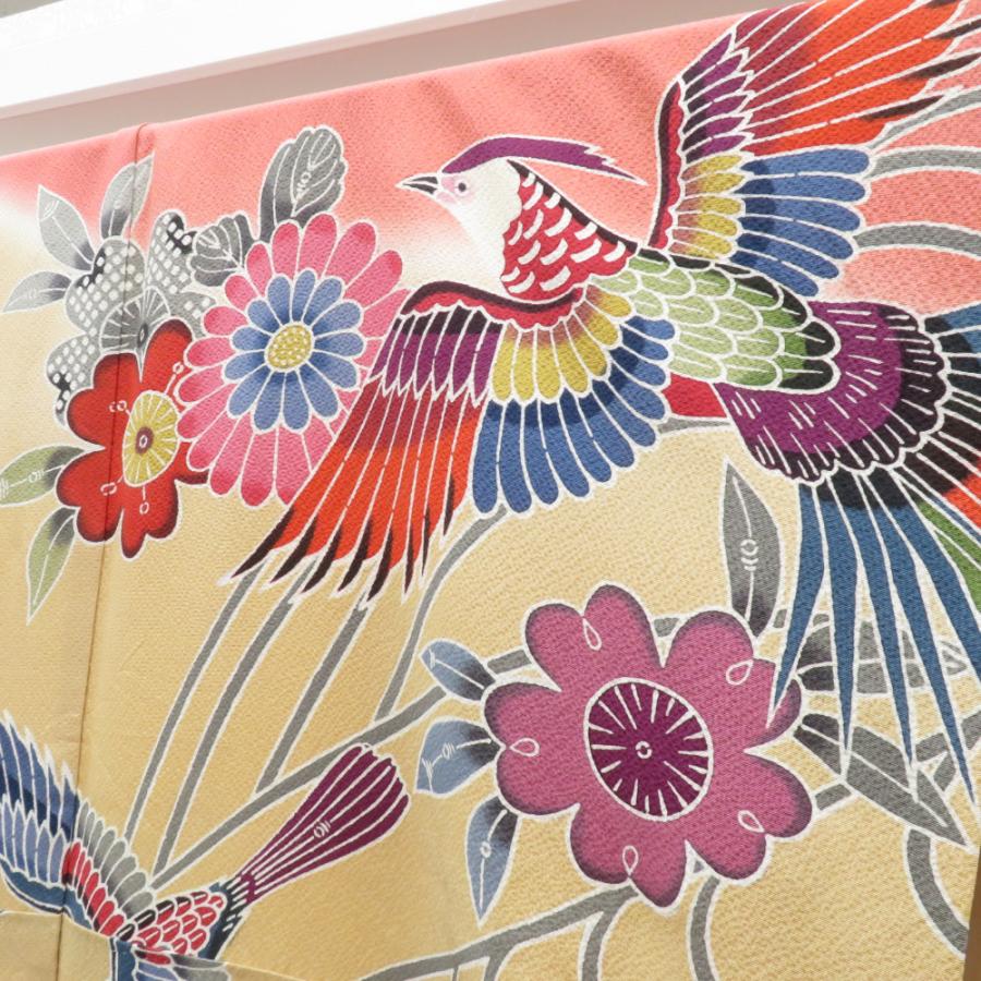 振袖 正絹 サーモンピンク×ベージュ×紫 型染め 風景 花々 袷 広衿 成人式 卒業式 舞台衣装 フォーマル 仕立上り 着物 紅型調 花鳥_2