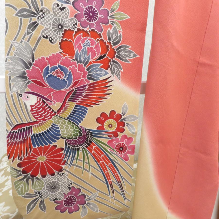 振袖 正絹 サーモンピンク×ベージュ×紫 型染め 風景 花々 袷 広衿 成人式 卒業式 舞台衣装 フォーマル 仕立上り 着物 紅型調 花鳥_7