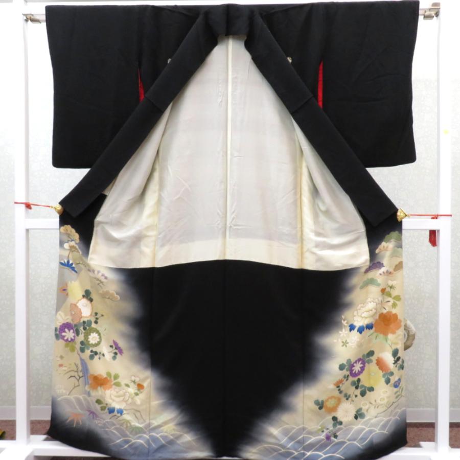 黒留袖 アンティーク 昔着物 正絹 黒 多色 金 扇 鼓 花々 宝文様 刺繍