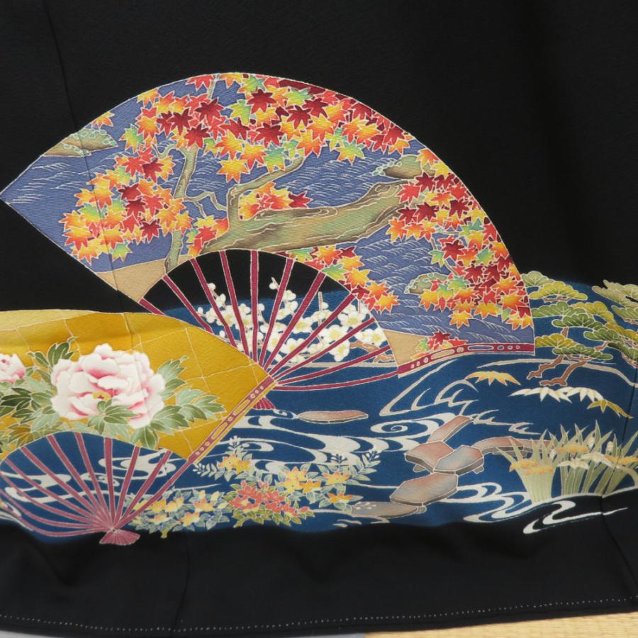 本加賀友禅 黒留袖 大村洋子 扇子に花と兼六園柄 正絹 袷 広衿 本加賀友禅 黒留袖 大村洋子 扇子に花と兼六園柄 正絹 袷 広衿