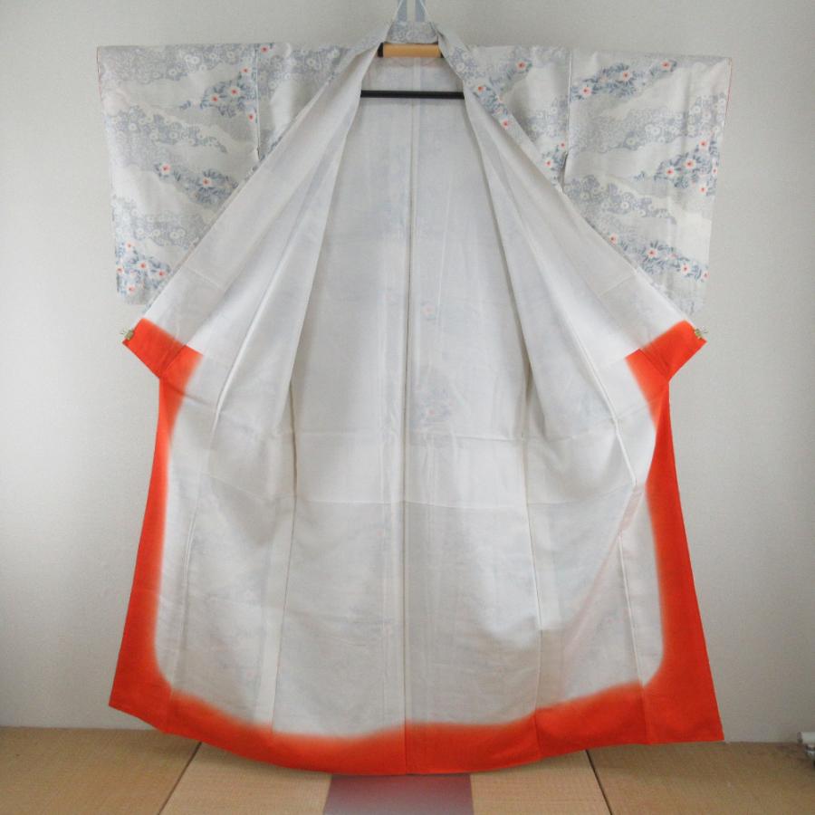 紬 着物 唐草に花の切嵌模様 白色ｘグレーブルー 袷 広衿 正絹 仕立て上がり着物 身丈156cm 【キモノオフ野々市若松店】 紬 着物 唐草に花の切嵌模様 白色xグレーブルー 袷 広衿 正絹 仕立て