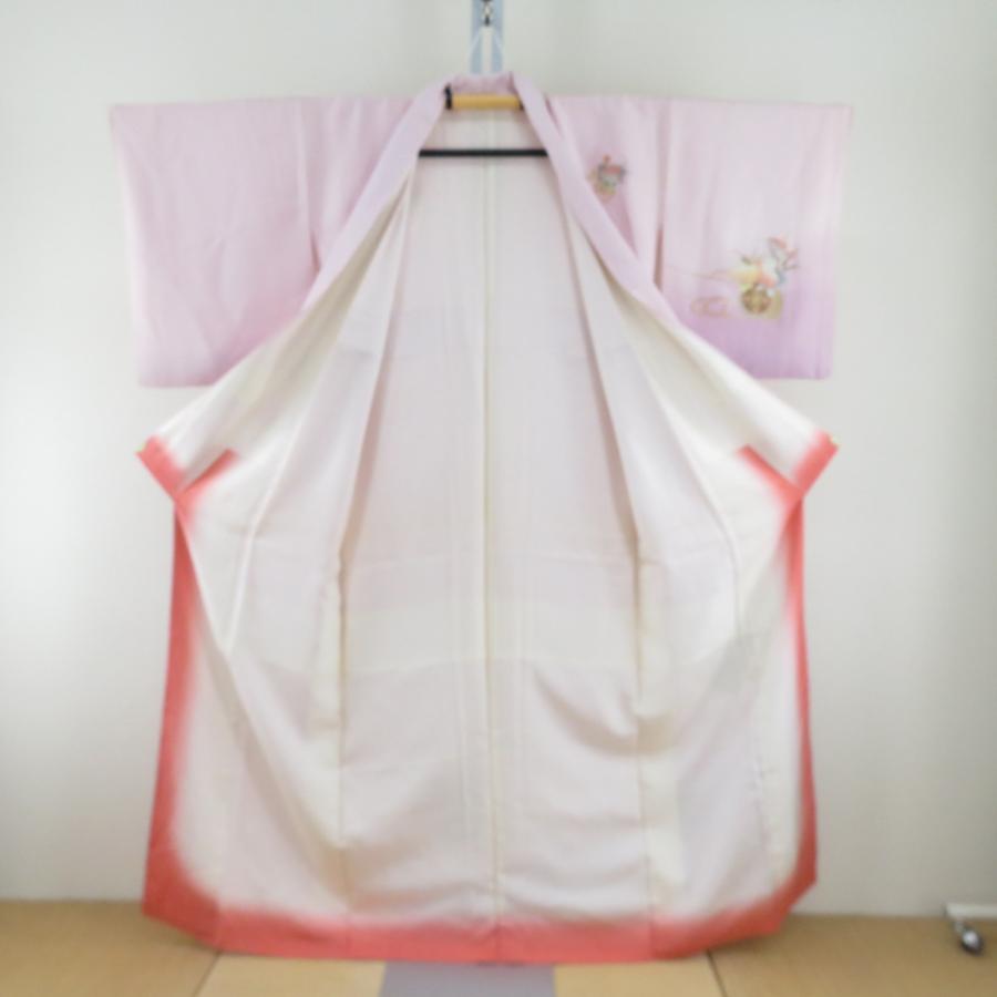 付下げ ピンク色x薄紫色x金色 流水に花車文様 袷 広衿 一つ紋 木瓜紋