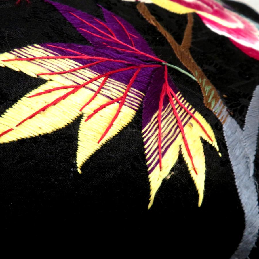 名古屋帯 繻子 昔 アンティーク帯 昔名古屋帯 黒 多色 大花 刺繍 レトロファッション 明治・大正ロマン 地模様あり 長さ335cm 【キモノオフ野々市若松店】 名古屋帯 繻子 昔 アンティーク帯 昔名古屋帯 黒 多色 大花 刺繍