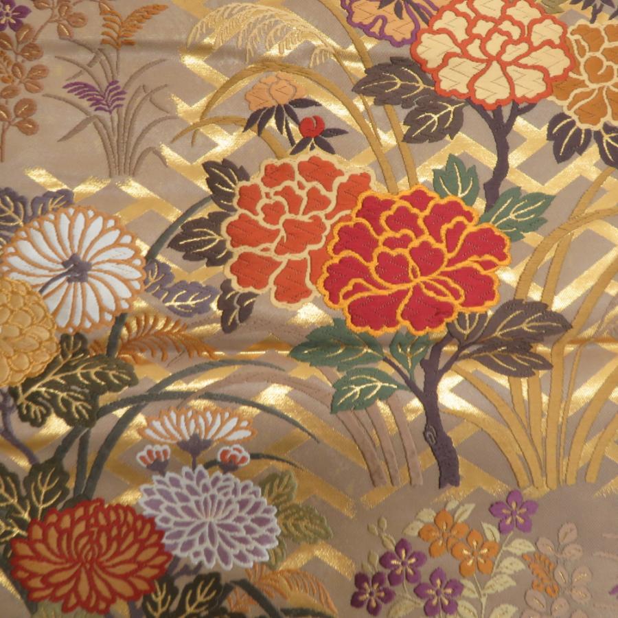 袋帯 西陣織 王朝華 引き箔 正絹 金糸 季節の花々文様 金色ｘ多色 ゴールド系 六通柄 フォーマル 未仕立て 礼装 長さ450cm【中古】 【キモノオフ野々市若松店】 袋帯 西陣織 王朝華 引き箔 正絹 金糸 季節の花々文様 金色x多色