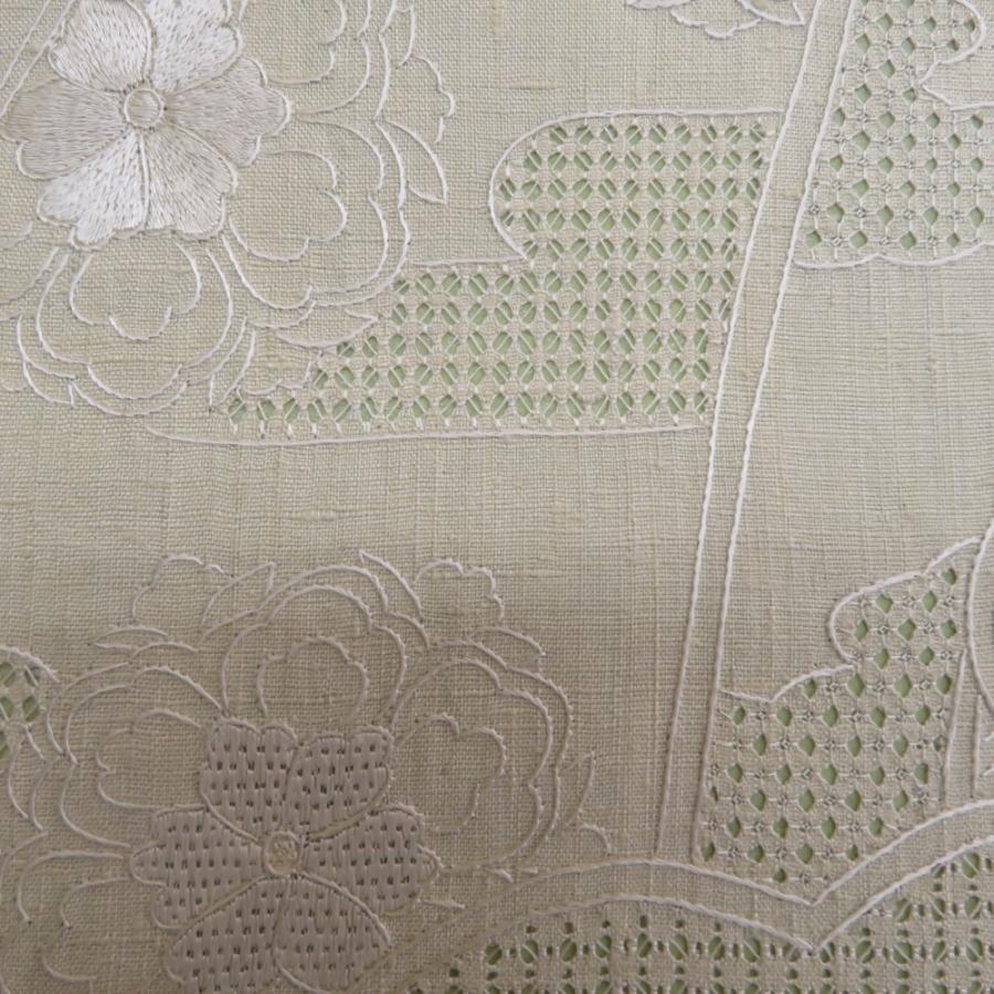 袋帯 洒落袋帯 正絹 紬 薄緑色 黄緑 スワトー刺繍 花鳥文様 お太鼓柄 仕立て上がり 着物帯 長さ444cm【中古】 袋帯 洒落袋帯 正絹 紬 薄緑色 黄緑 スワトー刺繍 花鳥文様 お太鼓柄