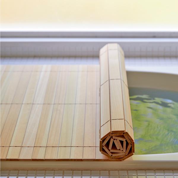 四国加工:無垢ひのきの巻ける風呂ふた 「森林浴」 75×144 HUH-75-144(メーカー直送品)(地域制限有) 風呂ふた 木製 桧 檜 ヒノキ_5
