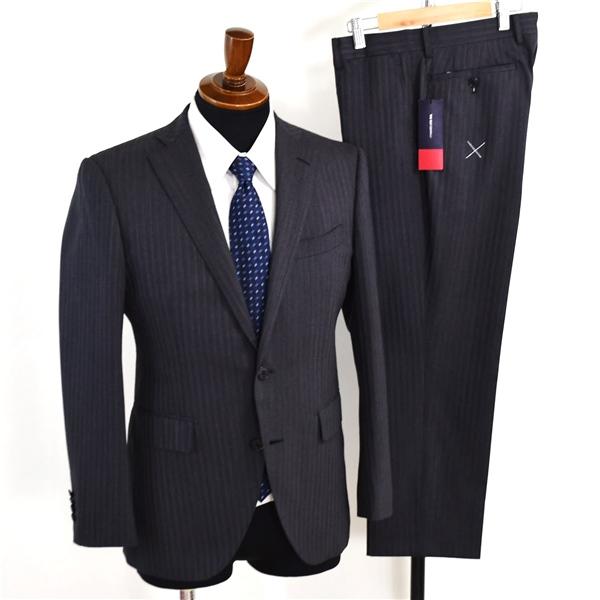 スーツカンパニー 2パンツ 2つボタン シングルスーツ S A4 ダークグレー ストライプ ノータック PCH60752 夏物 春夏 薄手 5XF014 | SUIT SQUARE