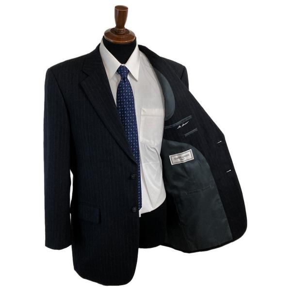 HARDY AMIES 2パンツ 2つボタンシングル スーツ AB7 L ダークグレー ストライプ ツータック 春秋冬対応 開き見せ 304208-019-1147 6UG012 | ブランド登録なし | 01