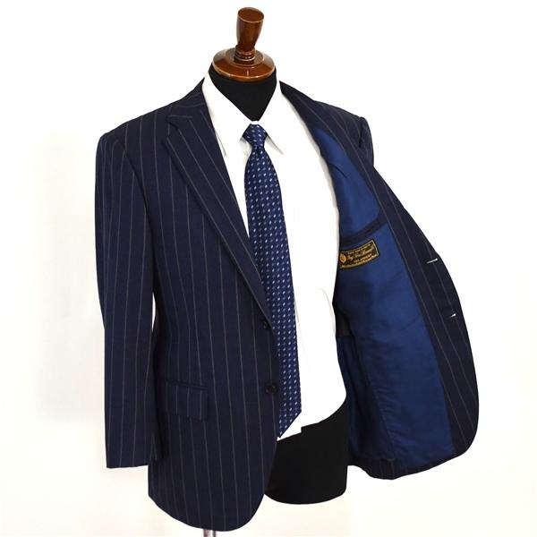 BEAMS F 伊製 ロロピアーナ生地 段返り 3つボタン シングルスーツ S A4 ダークネイビー ストライプ 2117-1463-264-J 夏物 春夏 6XB071 | BEAMS F | 01