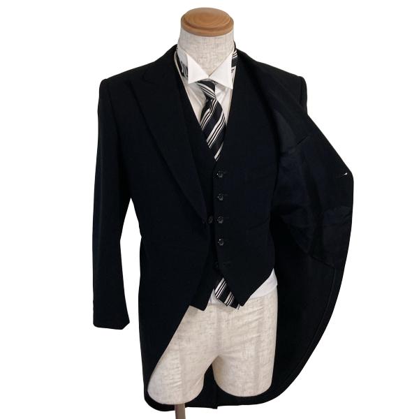 NIKKE FORMAL WEAR 白襟あり3ピース 拝みボタン モーニングコート A3 S ブラック 無地 ワンタック 春夏対応 開き見せ 37 6XG058 | ブランド登録なし | 01