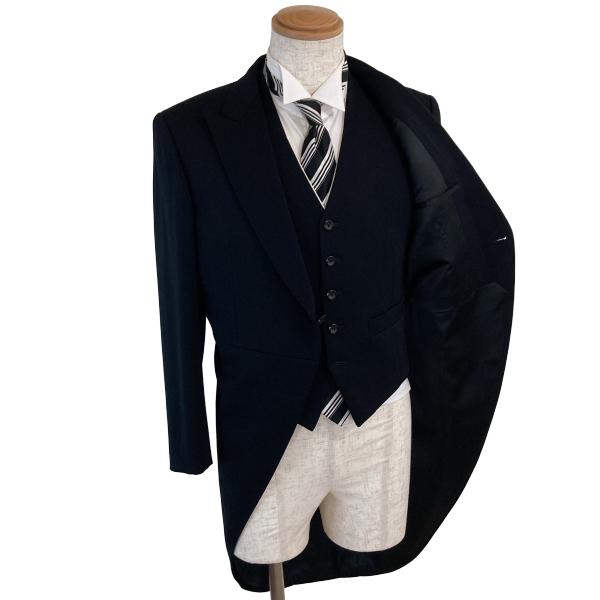 NIKKE FORMAL WEAR 白襟3ピース 拝みボタン モーニングコート A4 S ブラック 無地 ワンタック 春秋冬対応 開き見せ C-OS396 6XG062 | ブランド登録なし | 01