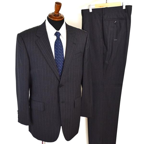 新品同様 未使用 YUKIKO HANAI HOMME 2つボタンシングル スーツ 伊製 REDA 110's AB6 L ダークグレー ストライプ 春秋 12WREYH-76 6XG245 | ブランド登録なし