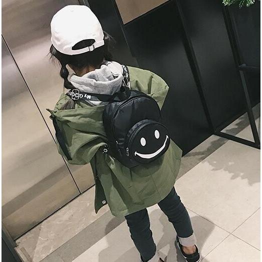 リュックサック キャラクター ニコちゃん スマイリー レターロゴ 韓国系子供服 キッズ 女の子 男の子 W こども服 Days 通販 Yahoo ショッピング