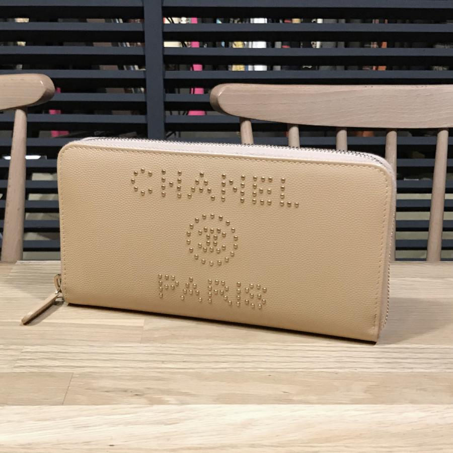 CHANEL キャビアスキン ドーヴィル 長財布 スタッズ ココマーク シャネル CHANEL キャビアスキン ドーヴィル 長財布 スタッズ ココマーク シャネル
