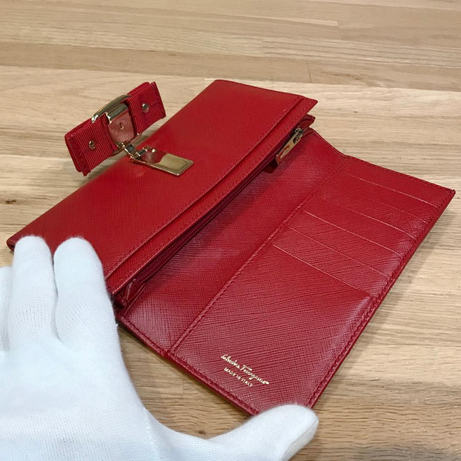 FERRAGAMO（フェラガモ） 【超美品】 サルヴァトーレ ヴァラ