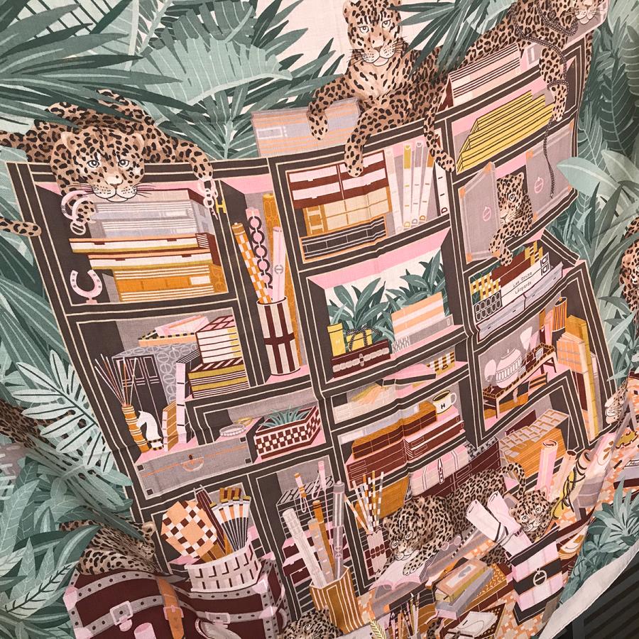 HERMES 【新品同様】 エルメス カレジェアン140 大判ショール 12 HERMES 【新品同様】 エルメス カレジェアン140 大判ショール 12