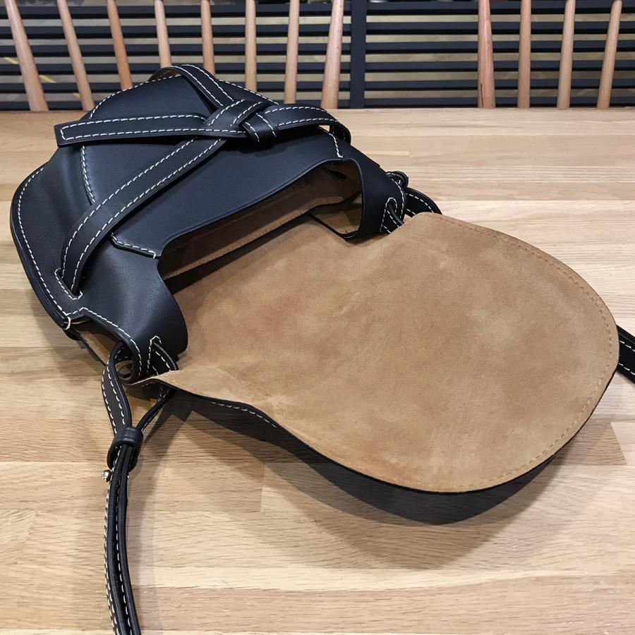 LOEWE 【新品未使用】ロエベ ゲートバッグ スモール カーフ LOEWE 【新品未使用】ロエベ ゲートバッグ スモール カーフ