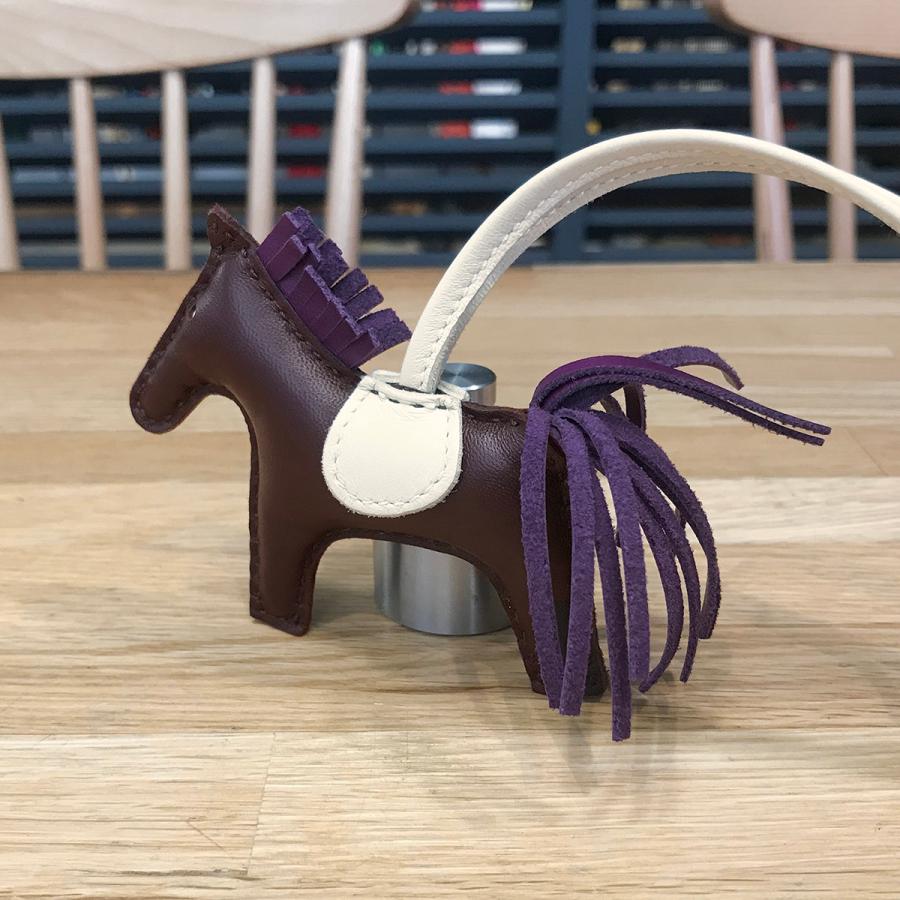 HERMES 【超美品】エルメス ロデオPM バッグチャーム ルージュ HERMES 【超美品】エルメス ロデオPM バッグチャーム ルージュ