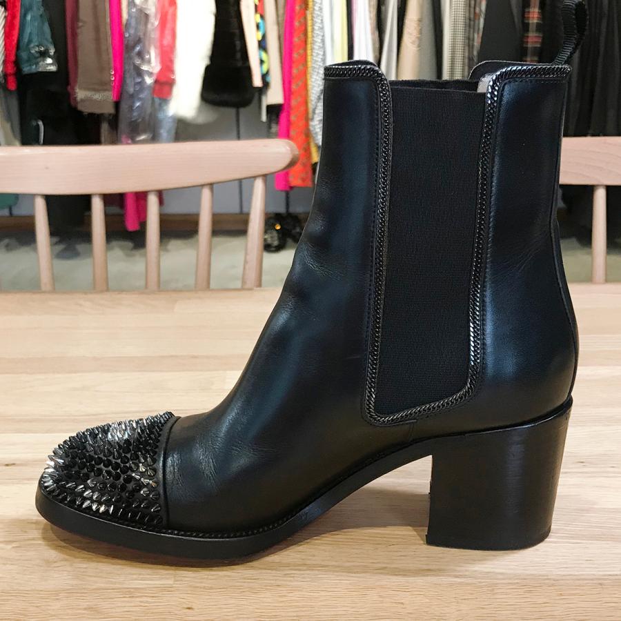Christian Louboutin 【超美品】 ルブタン スパイクスタッズ Christian Louboutin 【超美品】 ルブタン スパイクスタッズ