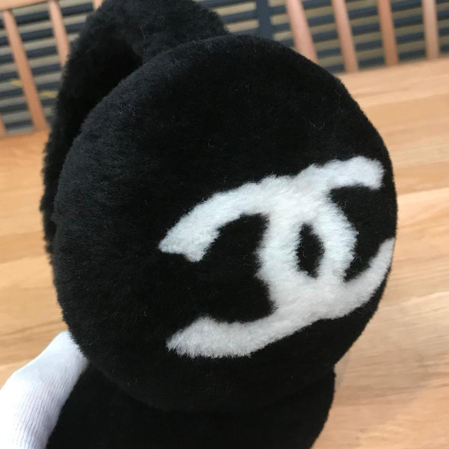 CHANEL シャネル イヤーマフ ファー ココマーク 黒 (ブラック