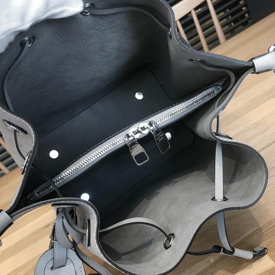 Louis Vuitton モノグラム ショルダーバッグ(^^) LOUIS VUITTON 【新品同様】ルイヴィトン モノグラムマヒナ