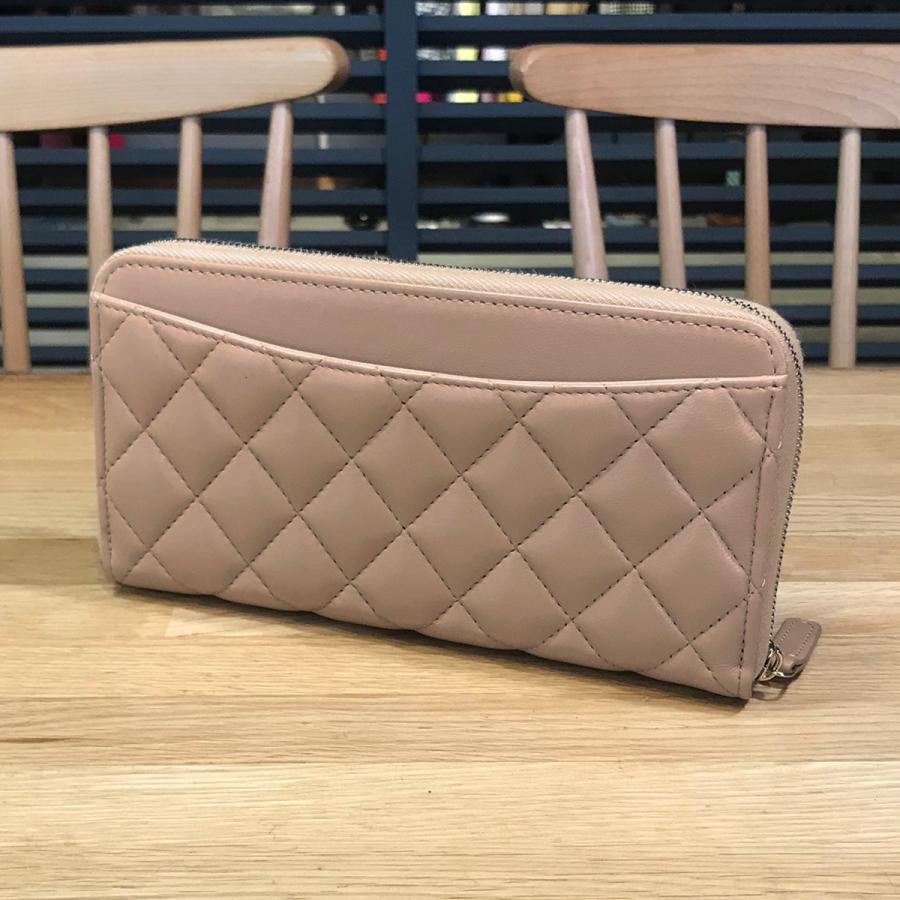 CHANEL 【新品同様】シャネル マトラッセ ラウンドファスナー長 CHANEL 【新品同様】シャネル マトラッセ ラウンドファスナー長